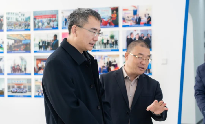 青島市嶗山區(qū)委常委、區(qū)紀(jì)委書記、監(jiān)委主任劉文建一行到訪盛瀚調(diào)研指導(dǎo)