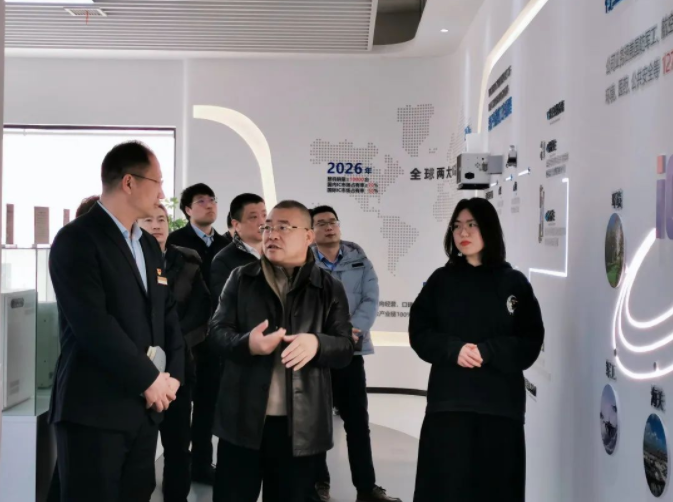 嶗山區(qū)行政審批服務(wù)局、工業(yè)和信息化局、人社局、自然資源局領(lǐng)導(dǎo)到訪盛瀚調(diào)研指導(dǎo)